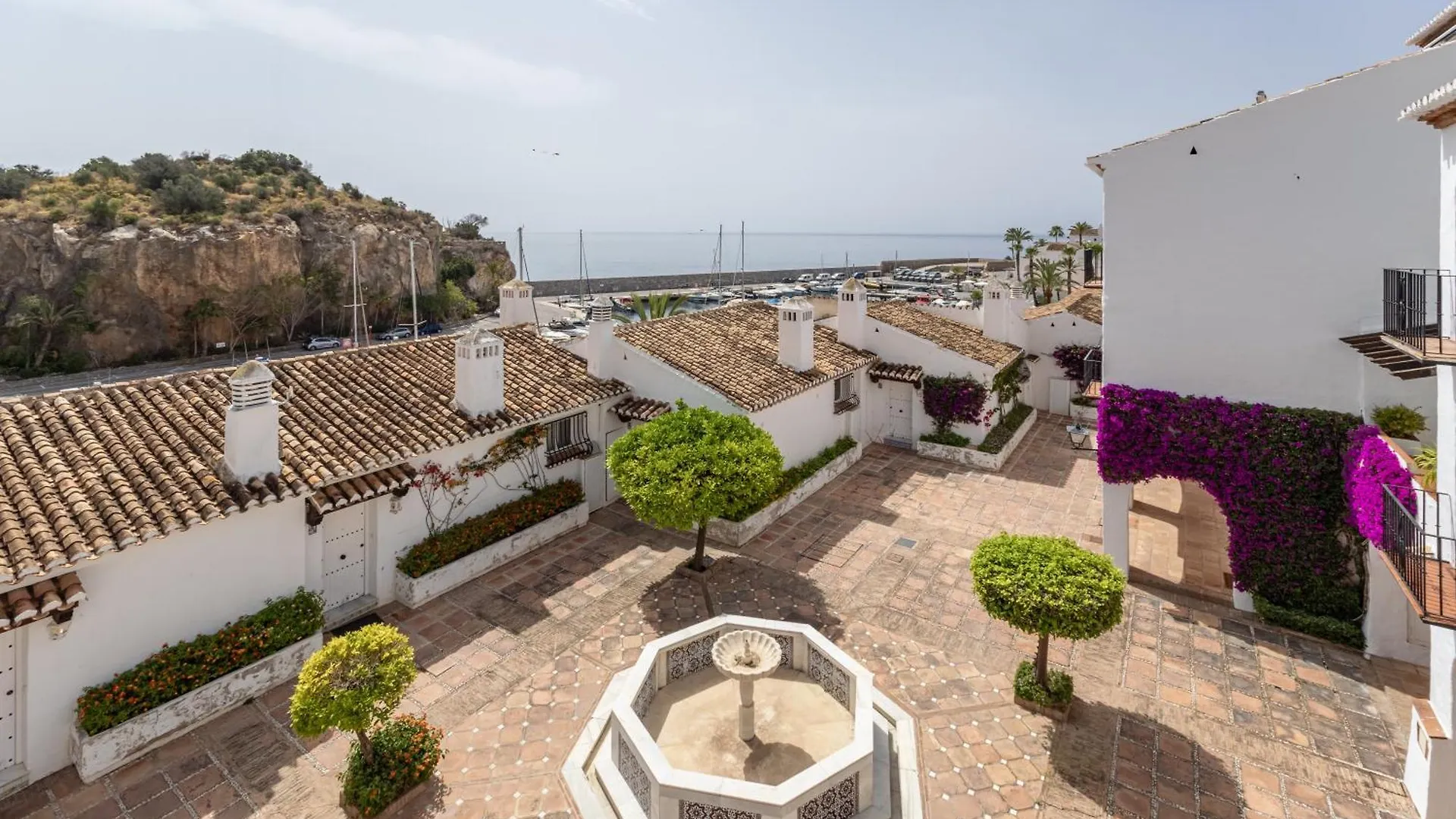Marina Horizon Suites La Herradura  0*, La Herradura (Granada)